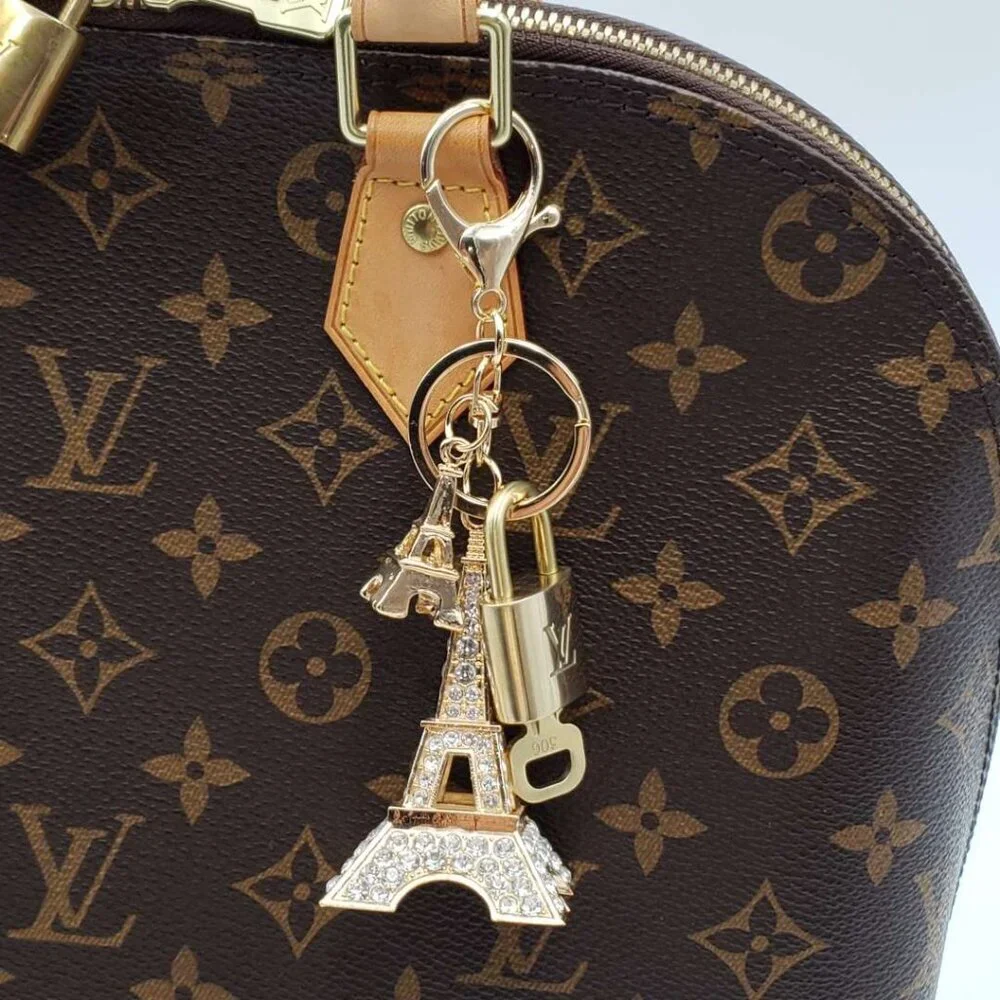 Louis Vuitton Gold Lock 🔒 Authentic LV Key + Unbranded Eiffel Tower Bag Charm - Picture 7 of 7